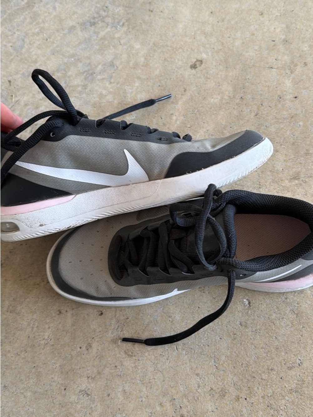 Nike Women's Black, Grey and Pink Tennis or Pickleball Shoes Size 7